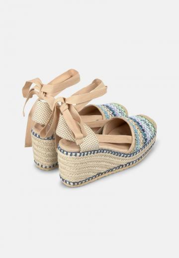 Туфли на шнуровке