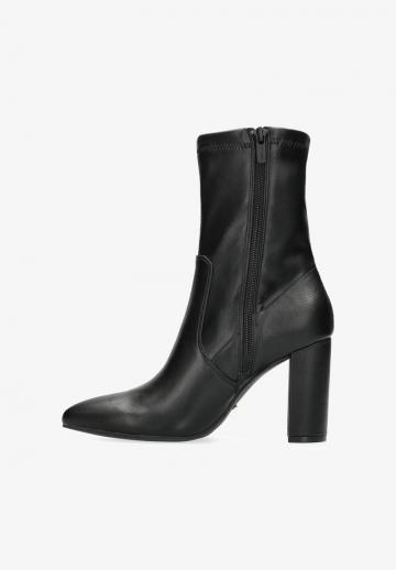 Полусапожки на высоком каблуке