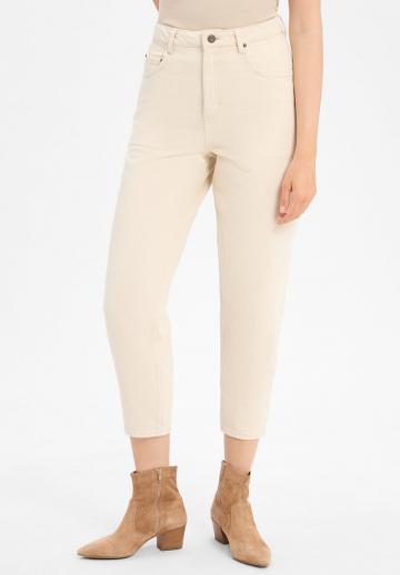 Узкие джинсы