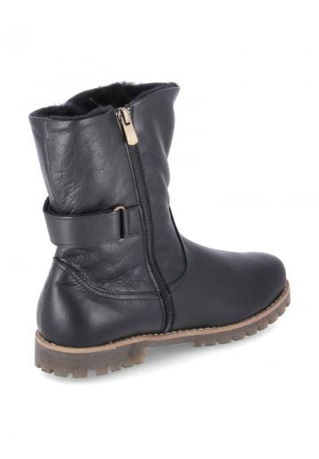 Зимние ботинки