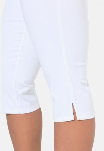 Короткие джинсы