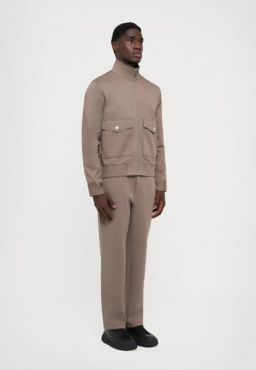 Куртка бомбер