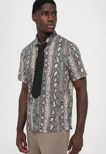 Рубашка с коротким рукавом