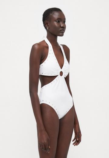 Слитный купальник