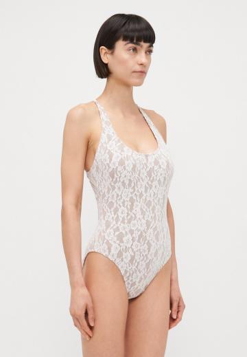 Слитный купальник