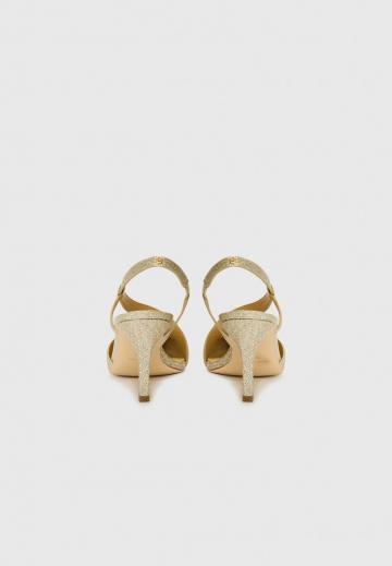 Туфли на высоком каблуке