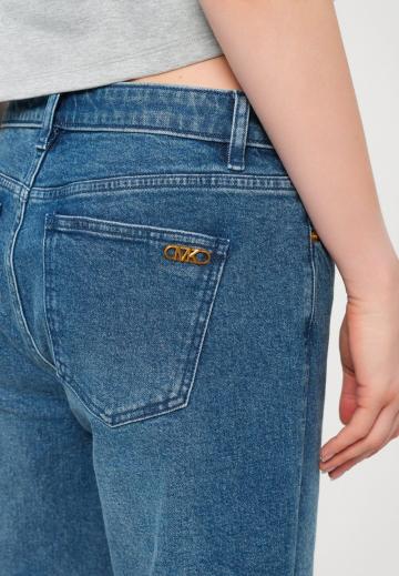 Прямые джинсы