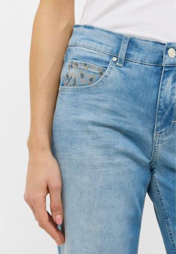 Короткие джинсы