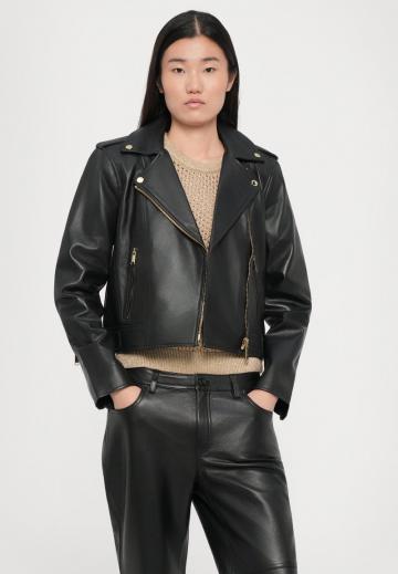 Короткая куртка