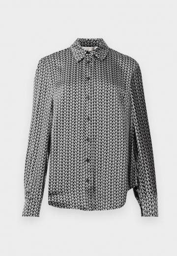 Атласная блузка