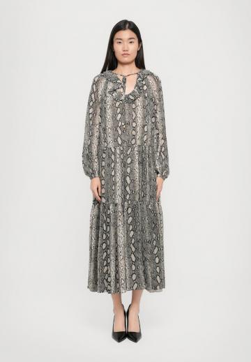 Длинное платье