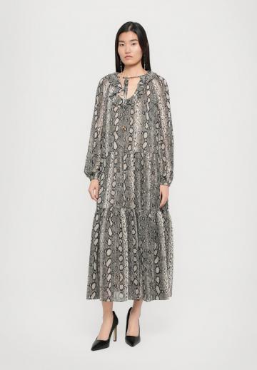 Длинное платье