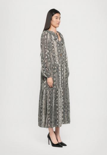 Длинное платье