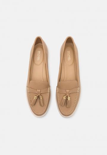 Полуботинки