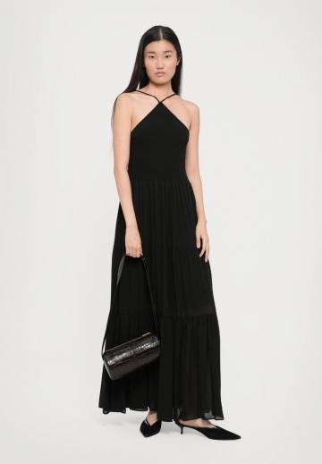 Длинное платье