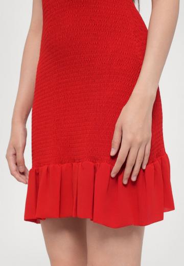 Короткое платье