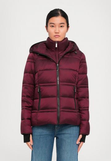 Зимняя куртка