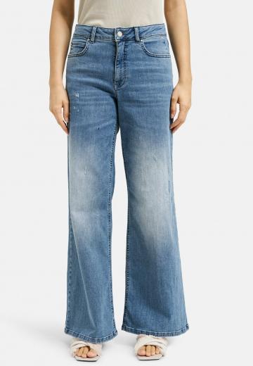 Клешеные джинсы