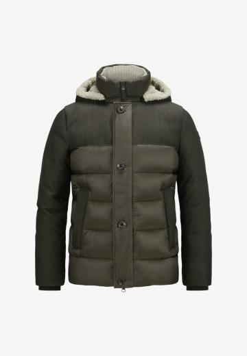 Зимняя куртка