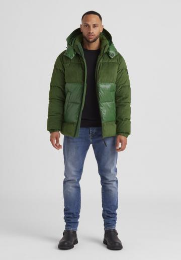 Зимняя куртка