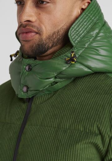 Зимняя куртка