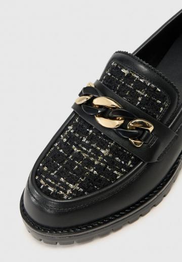 Туфли с высоким носом