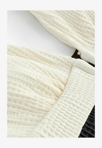 Слитный купальник