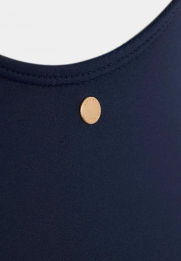 Слитный купальник