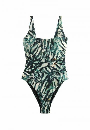 Слитный купальник