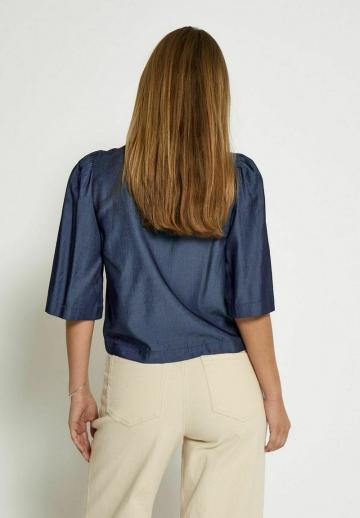 Джинсовая блузка