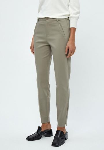 Узкие брюки