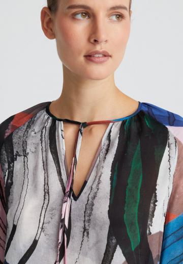 Длинная блузка