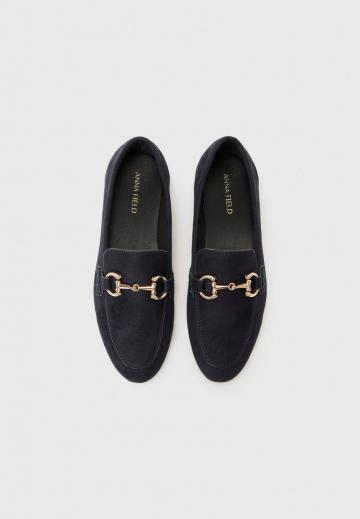 Полуботинки