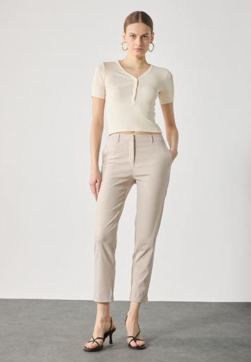 Узкие брюки