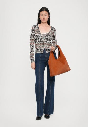 Жаккардовая вязаная кофта