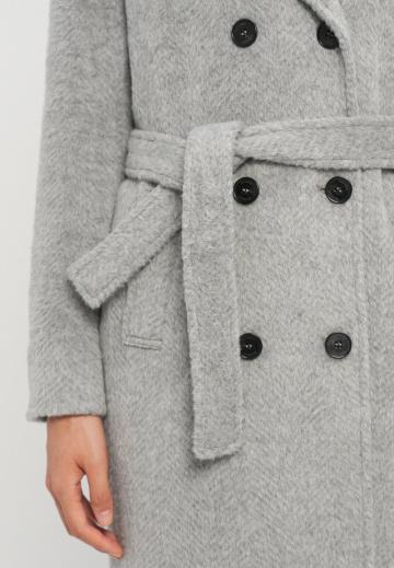 Шерстяное пальто