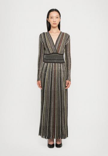 Длинное платье