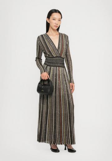 Длинное платье