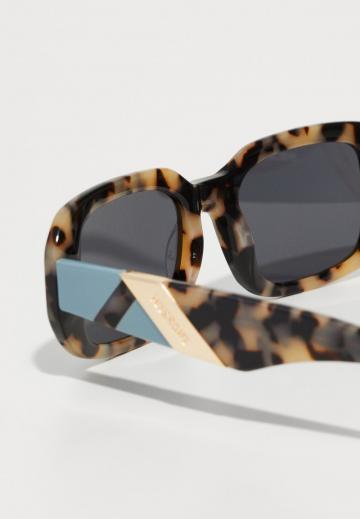 Солнечные очки