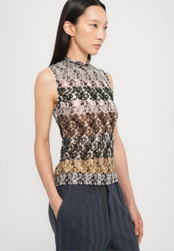 Прямые брюки