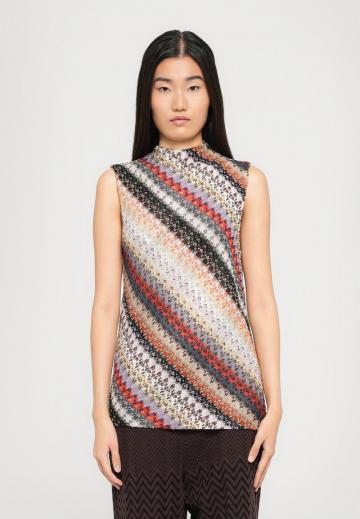 Длинный топ