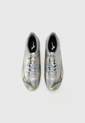 Футбольные бутсы