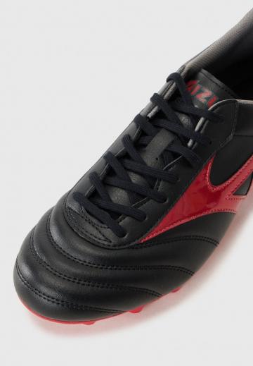 Футбольные бутсы