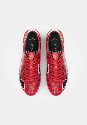 Футбольные бутсы