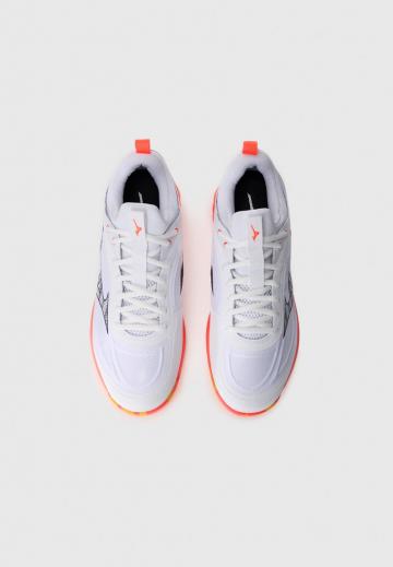 Кроссовки для зала