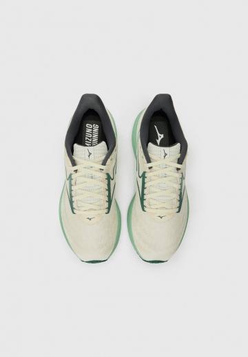 Беговые кроссовки