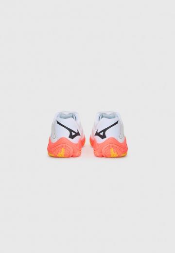 Кроссовки для зала