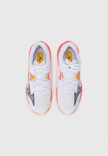 Кроссовки для зала