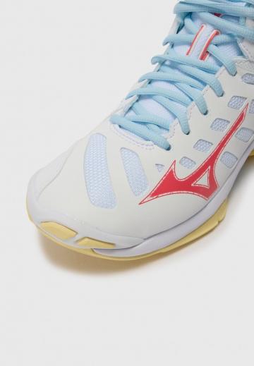 Кроссовки для зала