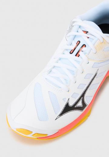 Кроссовки для зала